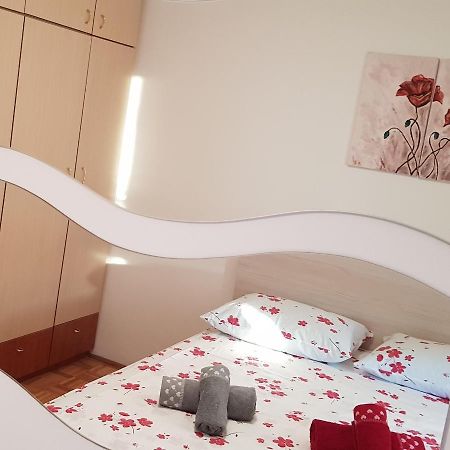 Apartman Galija 2 Zara Esterno foto