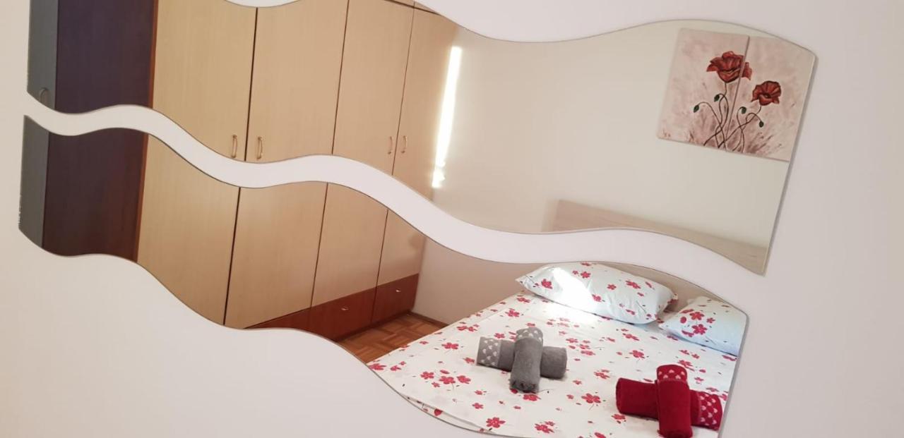 Apartman Galija 2 Zara Esterno foto